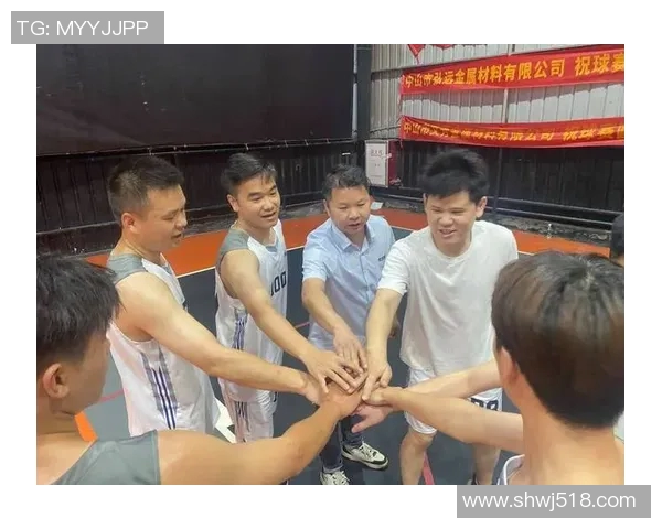 江西男明星篮球场上的风采与激情展现了他们的运动魅力与团队精神 江西男明星篮球场上的风采与激情展现了他们的运动魅力与团队精神